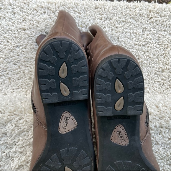 Born Martika Leather Riding Boots Button Detail Cosmic Brown Women's Size 9.5 - Picture 10 of 16